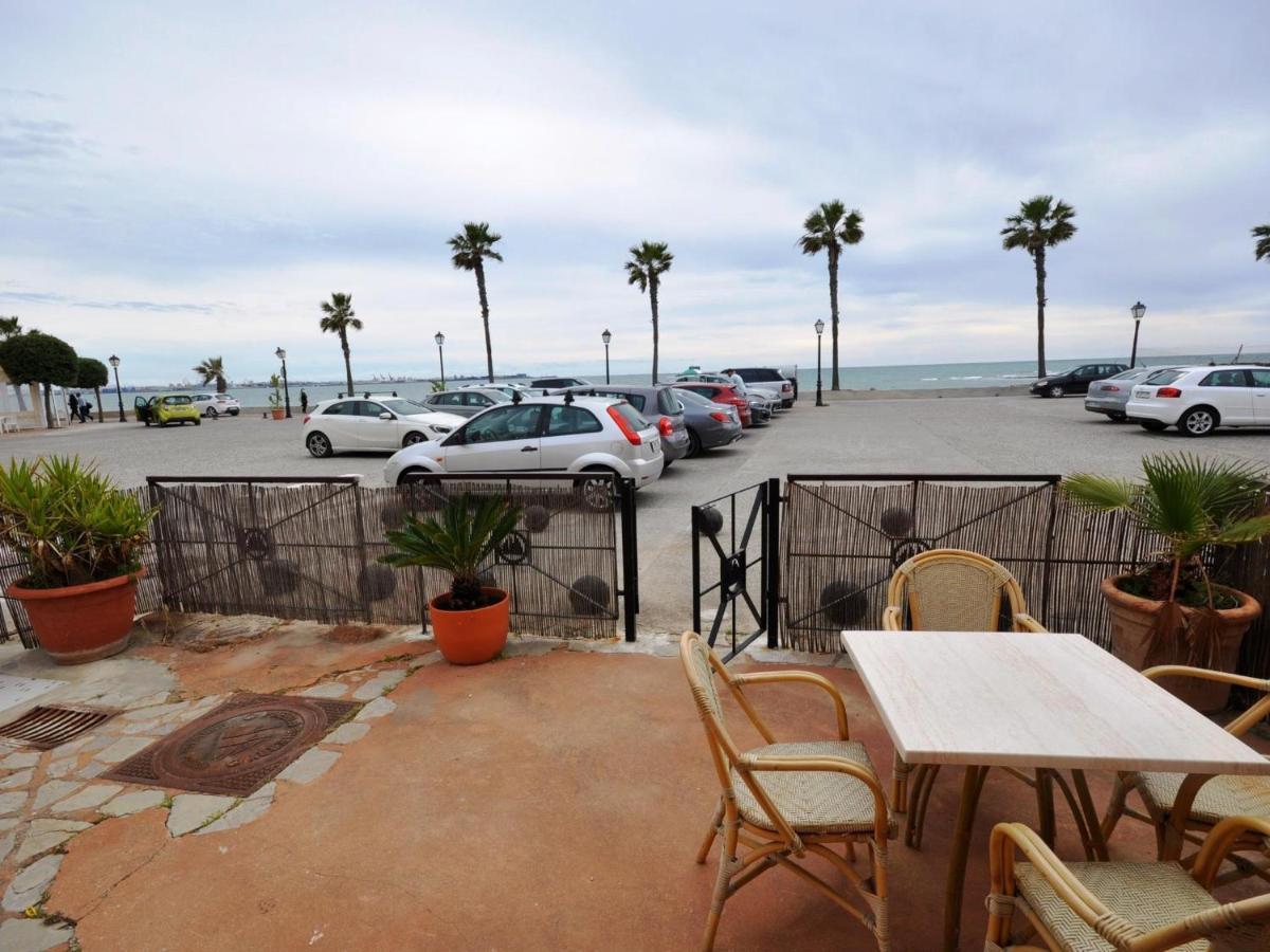 Apartamento con terraza frente al mar Apartamento El Puerto de Santa María Exterior foto